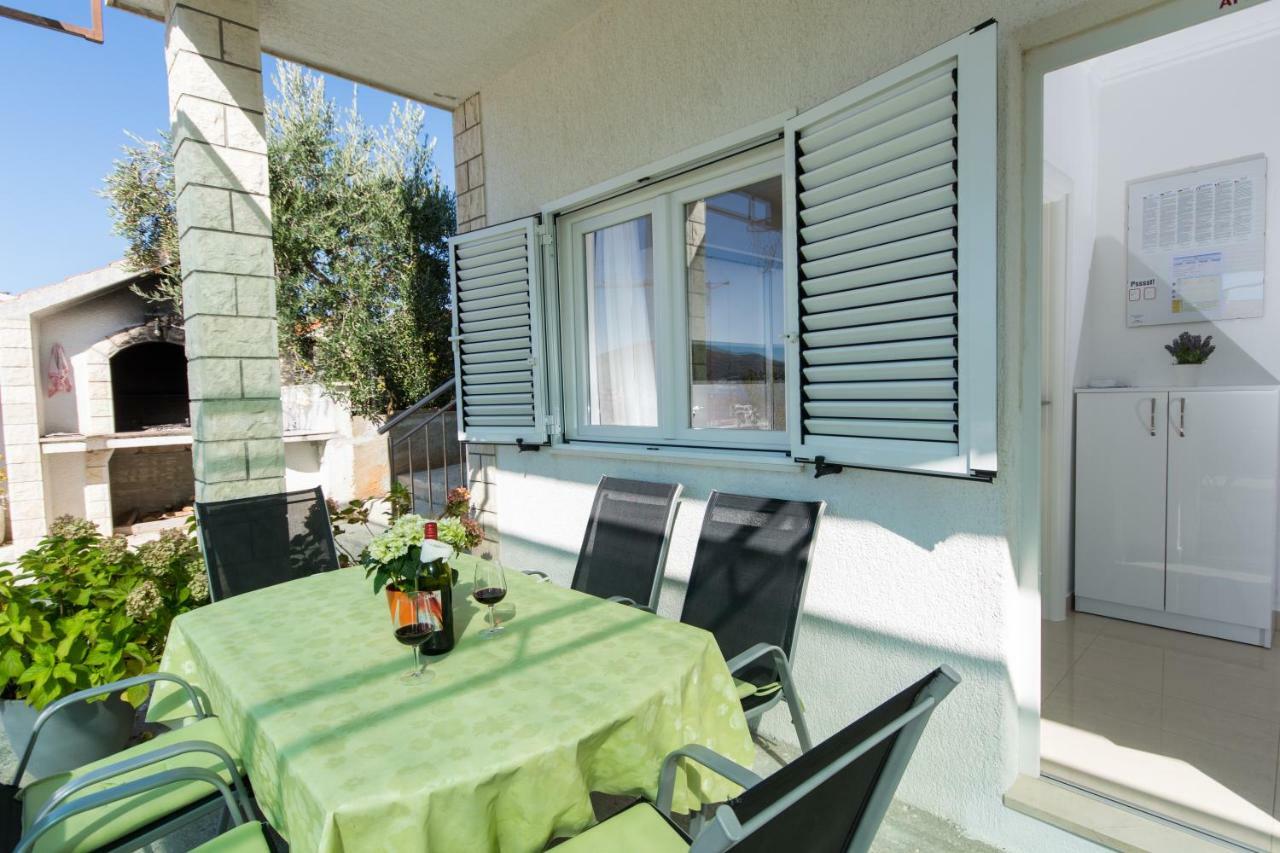 Apartmani Zana Okrug Gornji Exterior photo